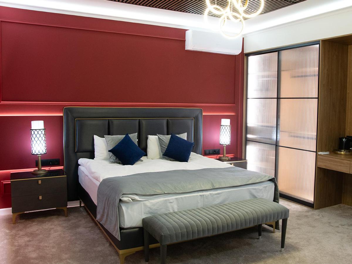 Aquaperla Hotel & Spa 키시나우 외부 사진