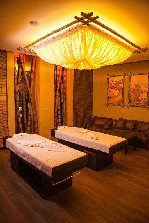 Aquaperla Hotel & Spa 키시나우 외부 사진